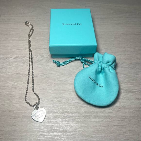 Tiffany & Co Heart Dog Tag Return to Tiffany Necklace - Picture 1 of 12